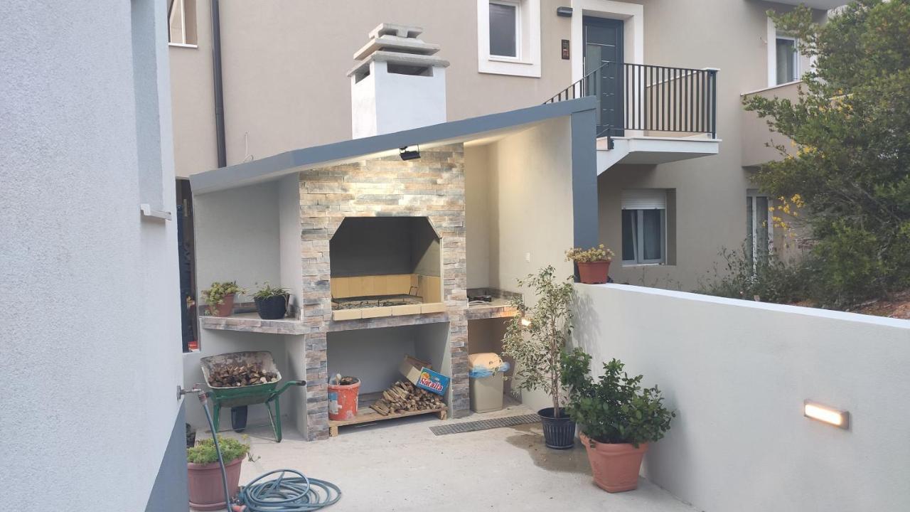 Luxury Apartment Pape Baška Voda Eksteriør bilde