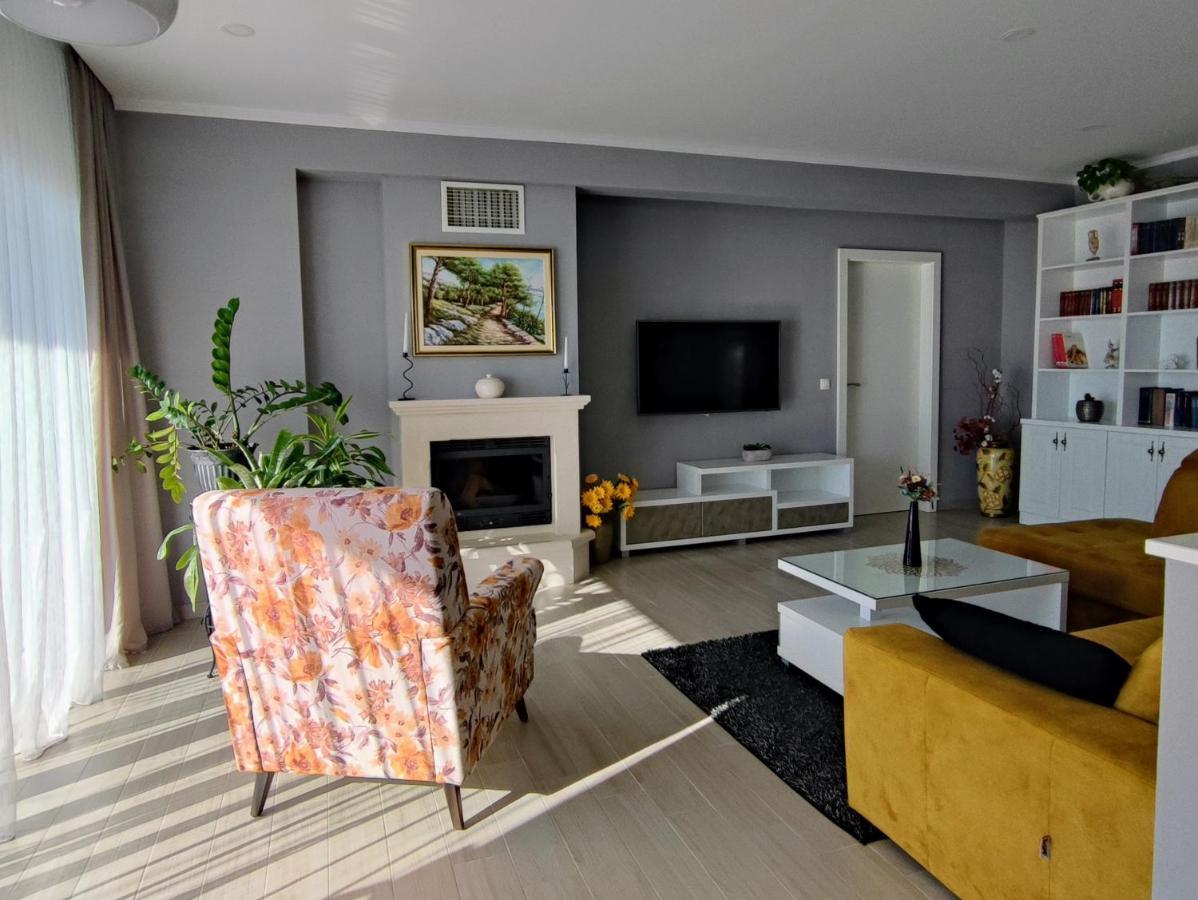 Luxury Apartment Pape Baška Voda Eksteriør bilde