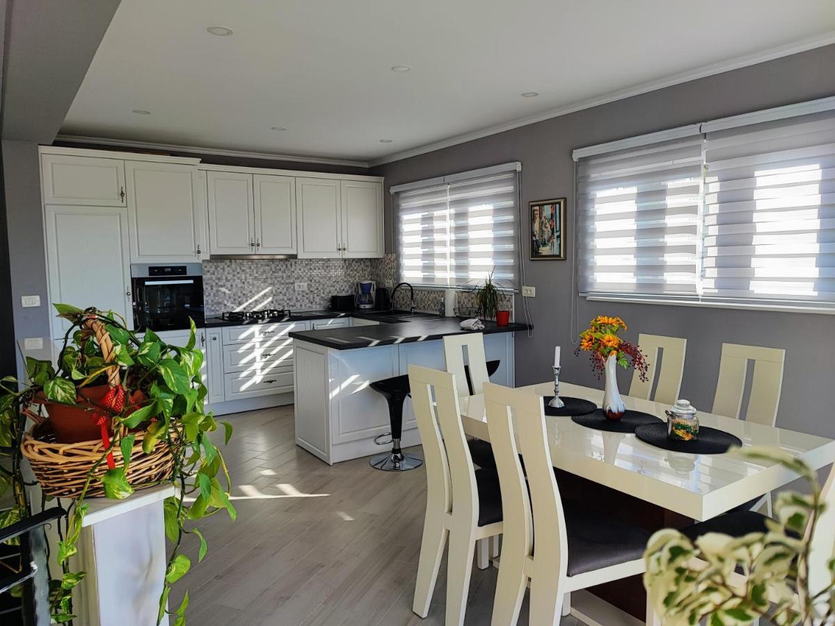 Luxury Apartment Pape Baška Voda Eksteriør bilde