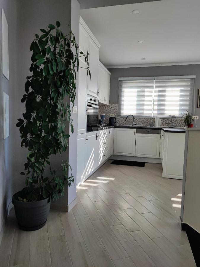 Luxury Apartment Pape Baška Voda Eksteriør bilde